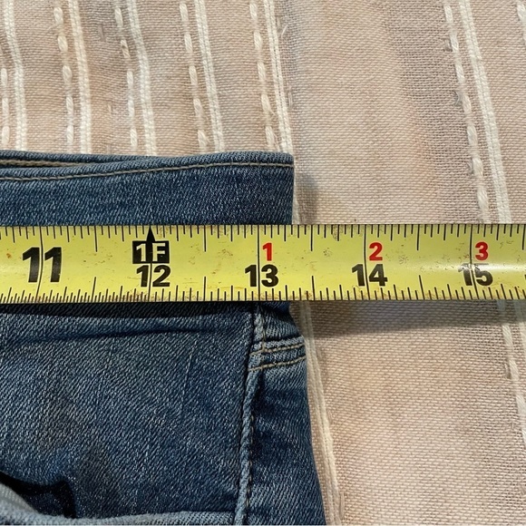 J Brand Skinny Leg Mid Rise Jeans in Connected 26 - Picture 9 of 11